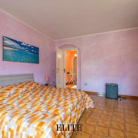 B&B My Home Al Centro Di Ольбия Экстерьер фото